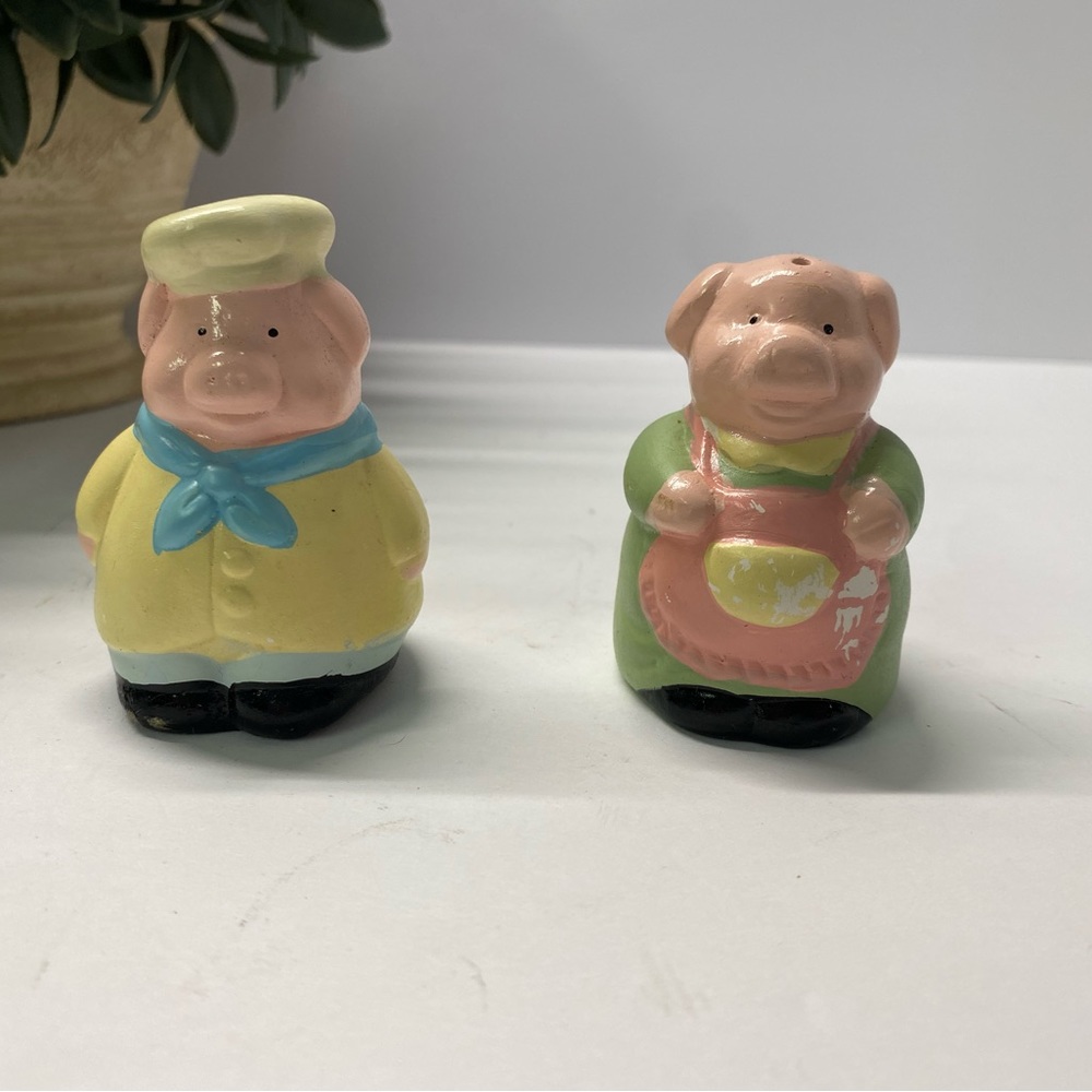 Vintage Anthropomorphic Chef Pigs Salt and Pepper Shakers